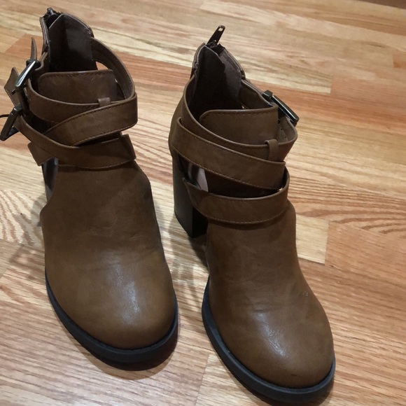 Bootie - Picture 2 of 4